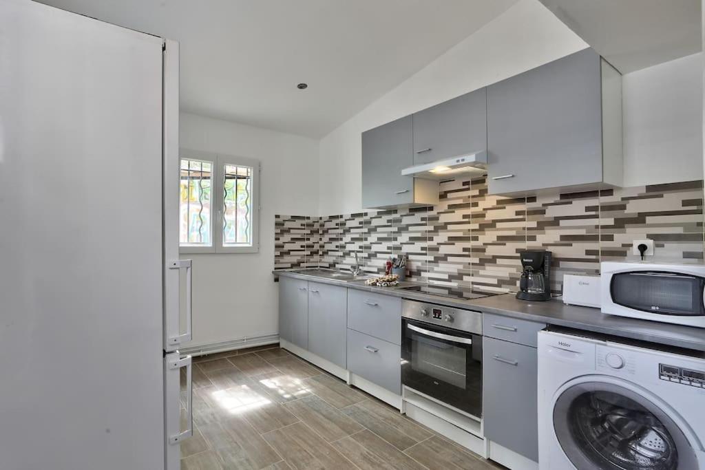 Parking Prive Gratuit - 15Mn Paris - Gare A Pied En 5Mn - Tout Equipee - Terrasse - Jardin - Stade De France - Casino D'Enghien - Hippodrome, Universite Epinay-sur-Seine Luaran gambar