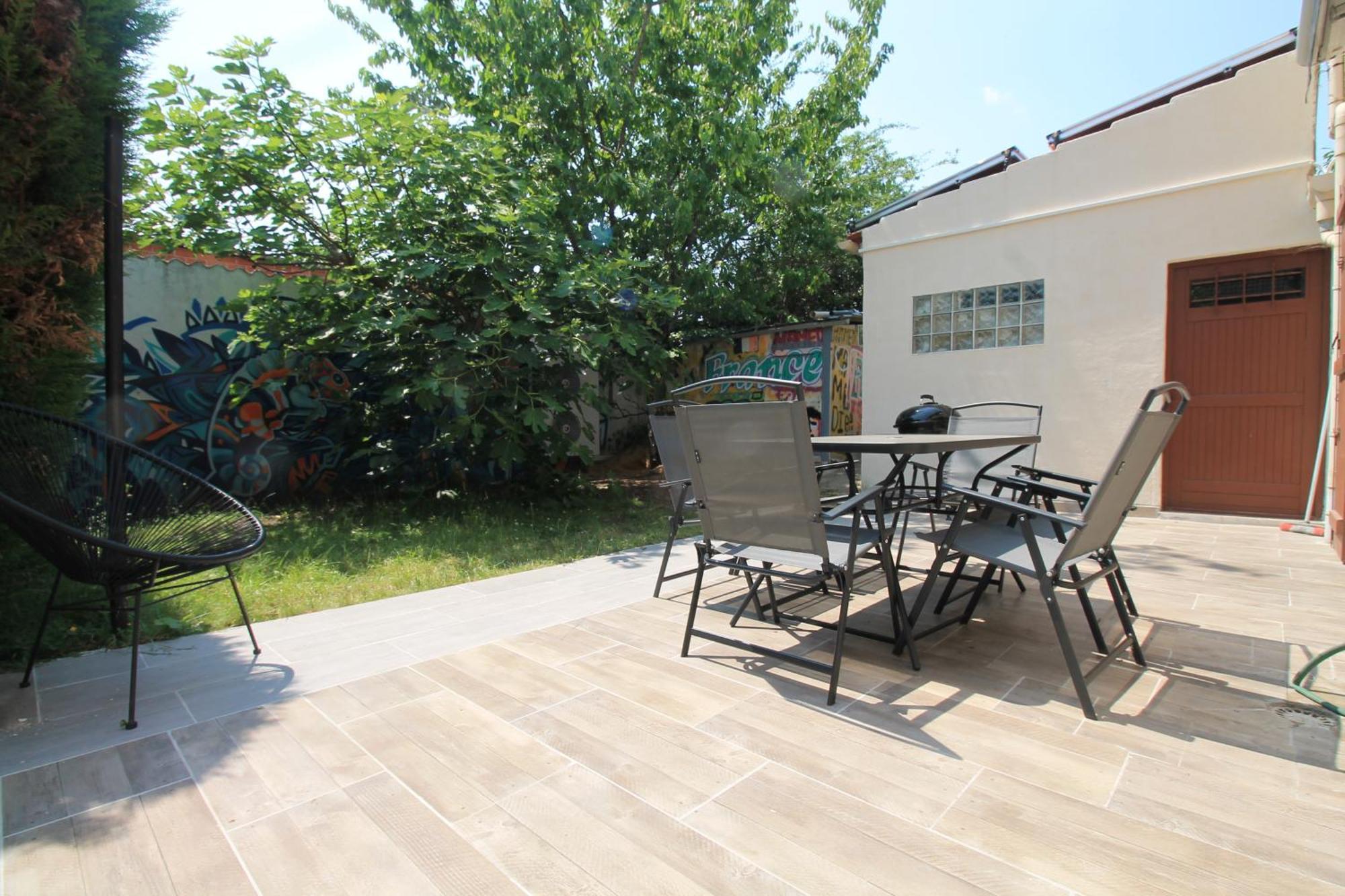 Parking Prive Gratuit - 15Mn Paris - Gare A Pied En 5Mn - Tout Equipee - Terrasse - Jardin - Stade De France - Casino D'Enghien - Hippodrome, Universite Epinay-sur-Seine Luaran gambar